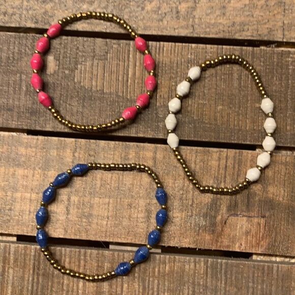 NWT 31 Bits Set of 3 Dot Bracelets - Picture 4 of 5